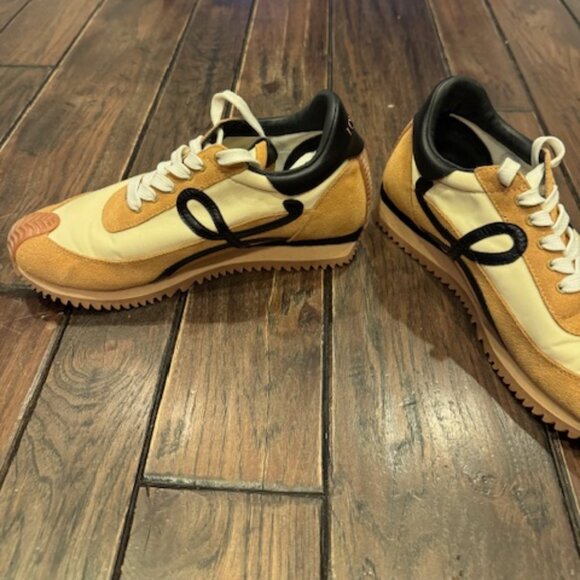 Loewe-Beige Size 38 - Picture 5 of 8